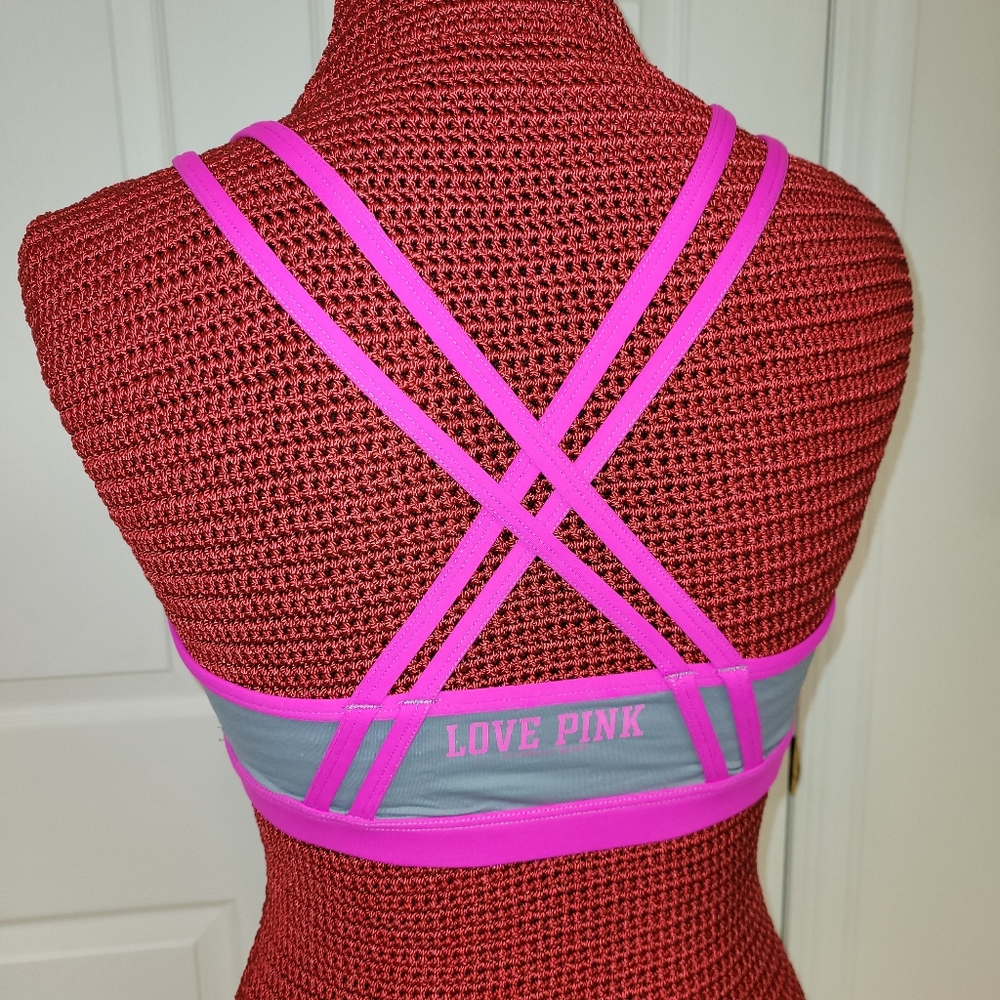 VS Pink, Yoga Cross Back Sports Bra, Size M